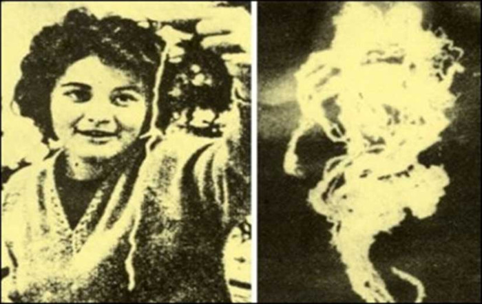 White filaments similar to "snow" fell from strange unidentified flying objects
