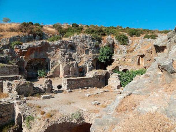 The grotto of the seven sleepers in Turkey. (Sinan Şahin / CC BY 3.0)